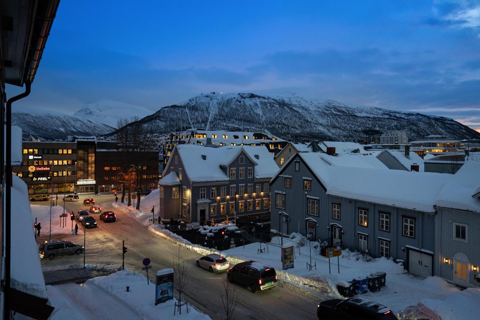 Bispegata 5 - Studio Apartment Hotel Tromsø Dış mekan fotoğraf